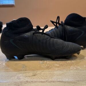 Nike Black Soccer Cleats with Ankle Collar